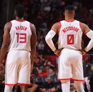 从哈登在法国队比赛中战术调整到蒂姆在独行侠比赛中连败，风云突变里尔转会期扳平良机的简单介绍