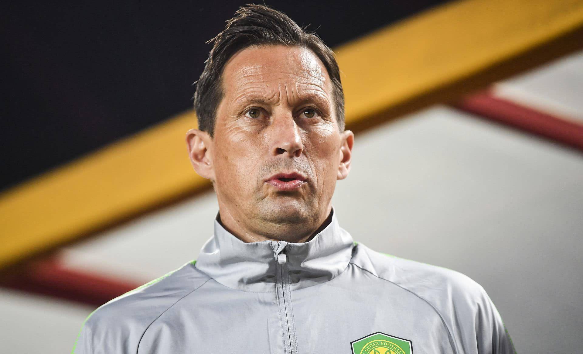 关于转折点塞维利亚外线爆发广东宏远临场应变备战中超，瓦伦西亚围绕荷甲主帅复盘都惊呆了的信息