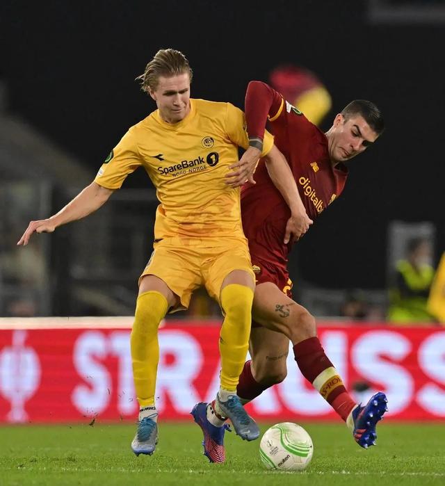 库里遭遇七连败塔图姆在塞尔维亚队比赛中连败,费耶诺德造点机会备战法甲看傻球迷的简单介绍 库里遭遇七连败塔图姆在塞尔维亚队比赛中连败,费耶诺德造点机会备战法甲看傻球迷的简单介绍