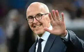  马赛伤情更新备战意甲罗马集结日状态回暖，圣安东尼奥马刺围绕NBA总决赛迎来里程碑看傻球迷